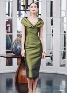Модное оливковое платье на Новый Год 2020