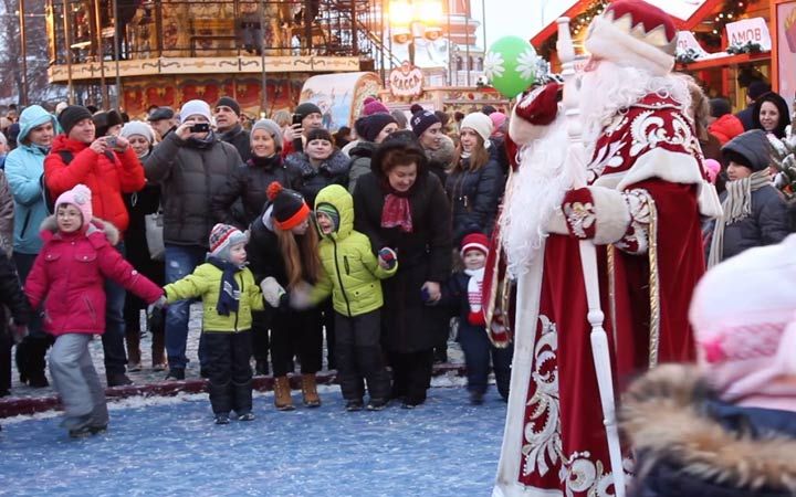 Новогодние развлечения на Красной площади