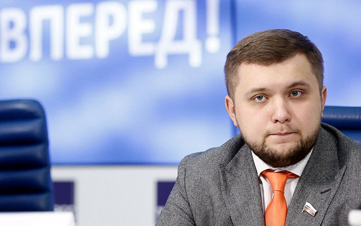 Борис Чернышов предлагает ввести мораторий на изменения в ЕГЭ