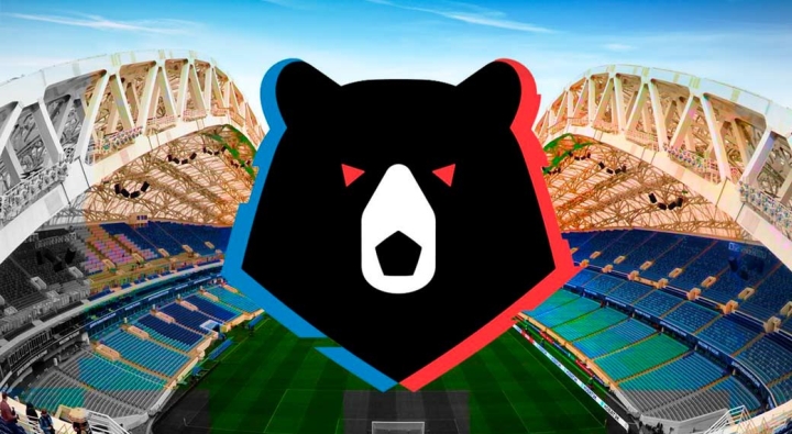 логотип российской премьер-лиги на фоне стадиона